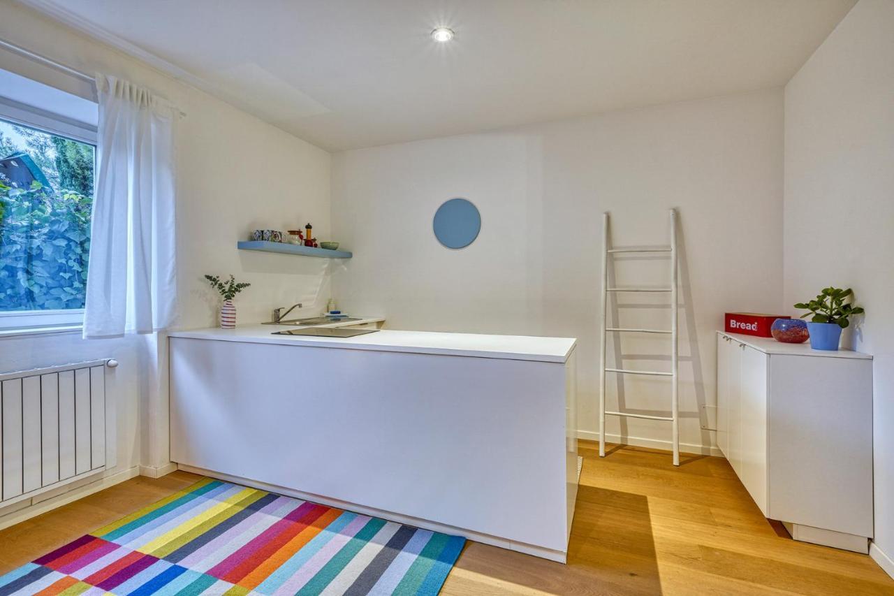 Centrally Located Apartment With Parking Space Caldaro Kültér fotó